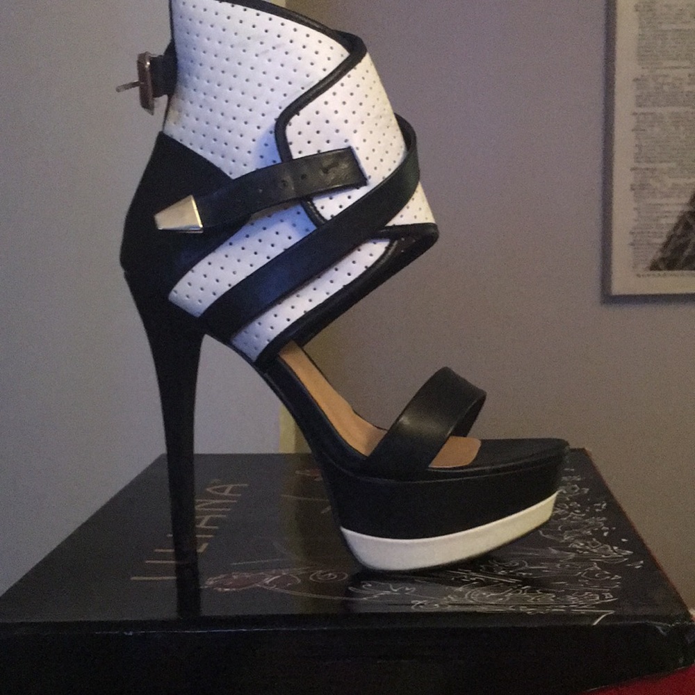 Black & White platform sandals